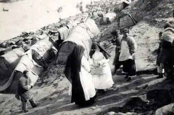 传教士修女们在汉阳提供洪水救援