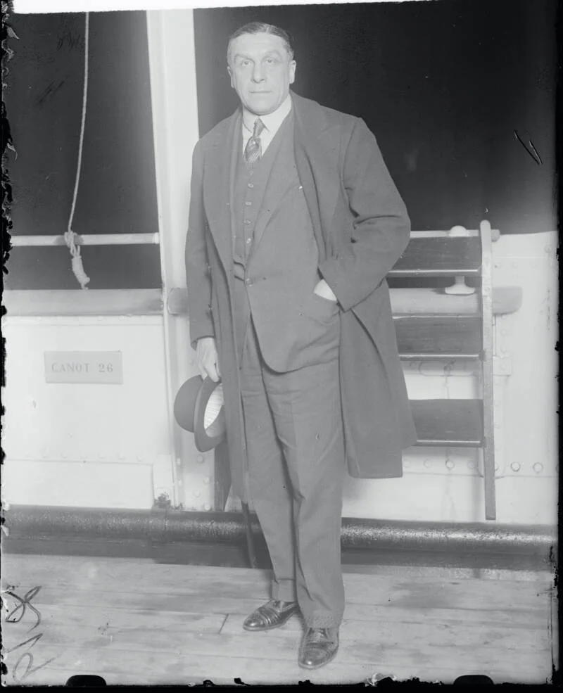 阿尔弗雷德·勒文斯坦肖像