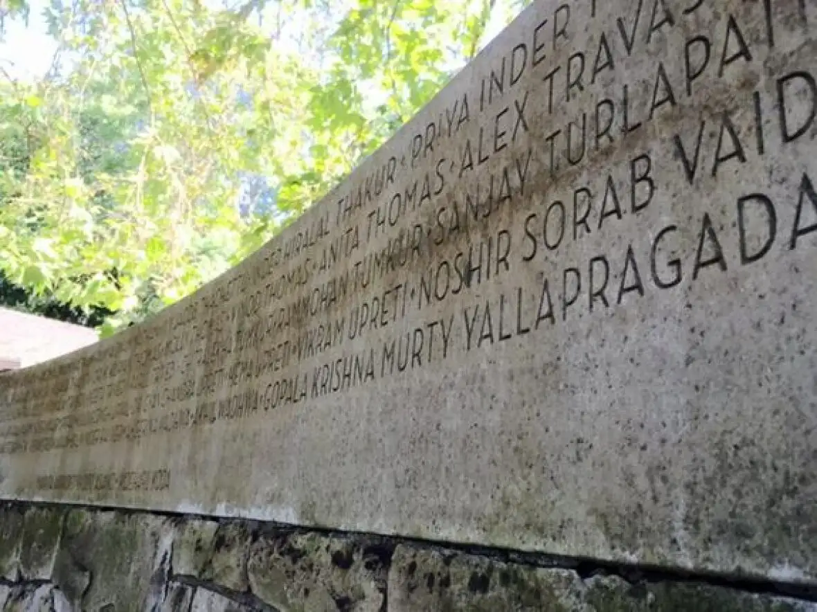 温哥华斯坦利公园的纪念石碑