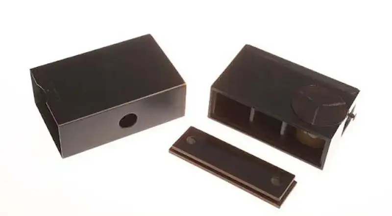 火柴盒大小的微型相机