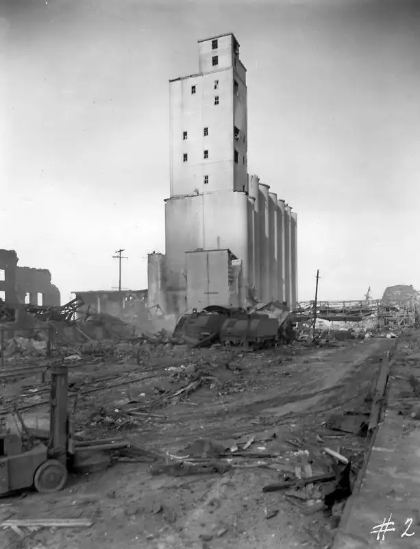 得克萨斯城灾难后的粮仓