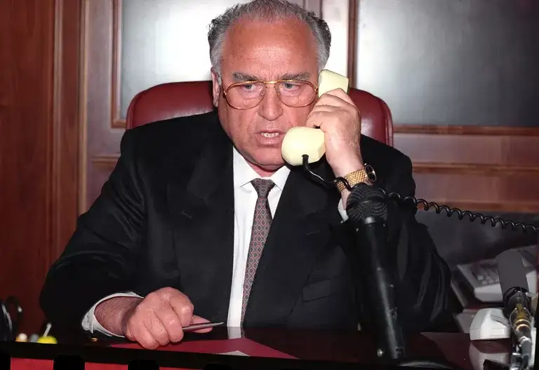 切尔诺梅尔金与巴萨耶夫的电话谈判