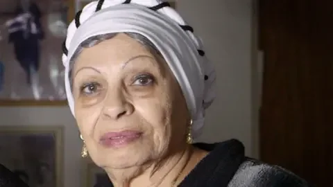 莉亚·阿哈罗尼，她的女儿汉娜在婴儿时期失踪