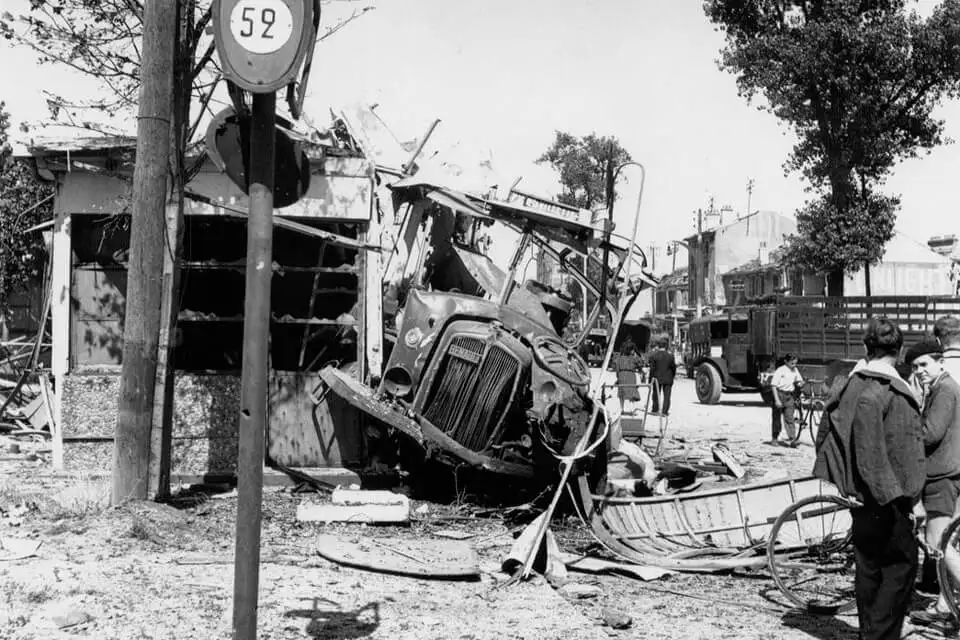 德国军队在色当渡过马斯河