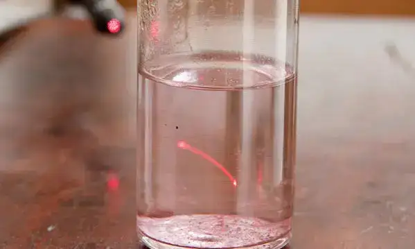 法拉第制作的金胶体