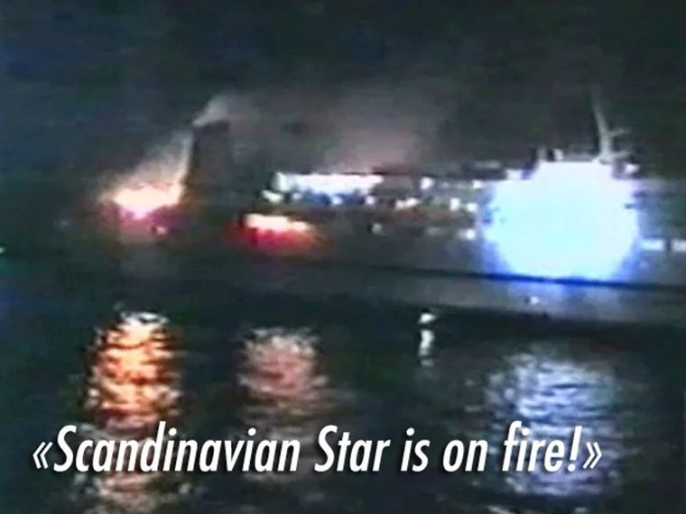 燃烧中的斯堪的纳维亚之星渡轮