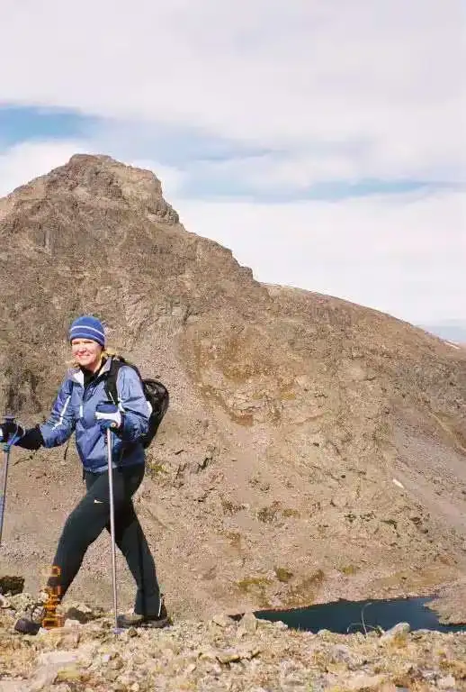 米歇尔·瓦内克与丈夫本和孩子们的家庭合影