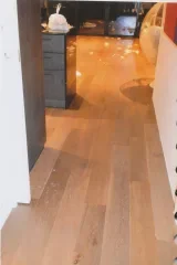 案发公寓当晚的照片