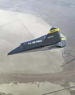 X-20再入大气层想象图