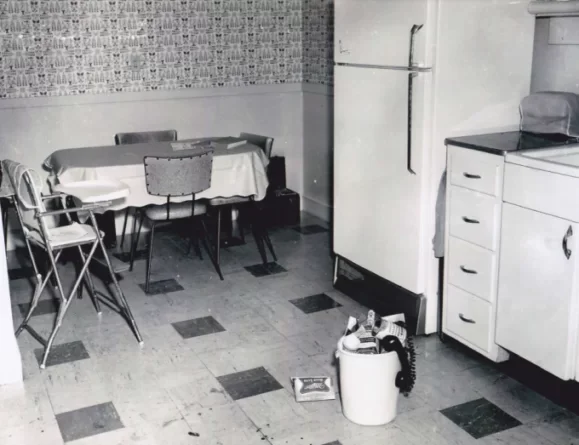 更多犯罪现场证据