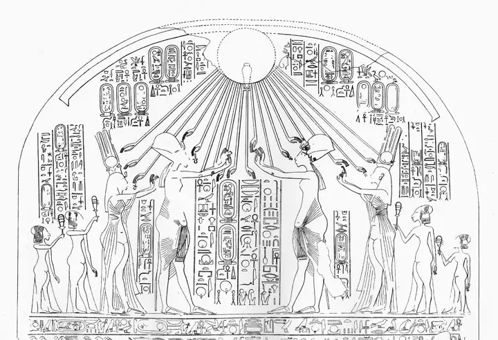 王室家族向阿顿神祈祷的浮雕，展示了阿玛尔纳艺术的家庭化风格