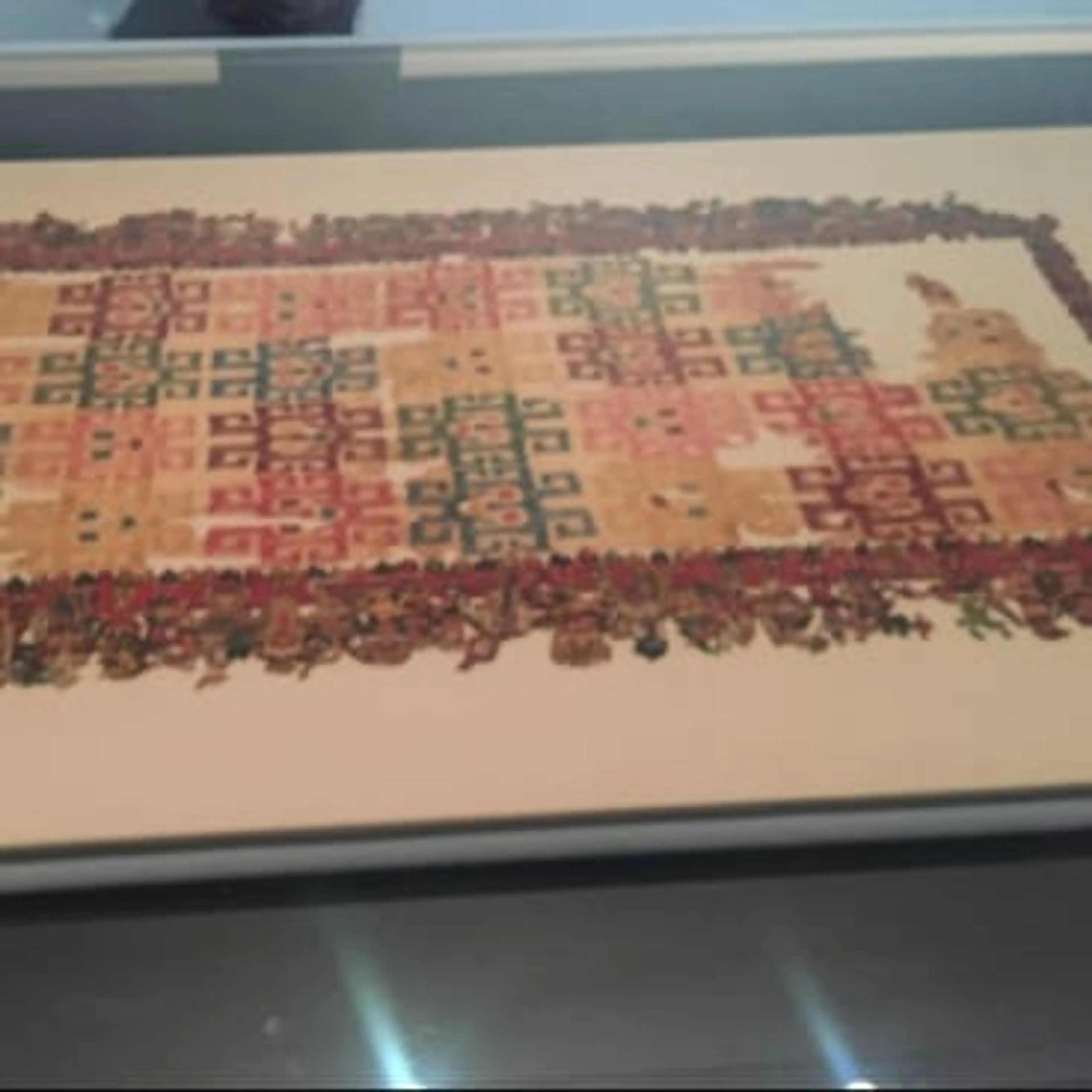 帕拉卡斯纺织品人物细节