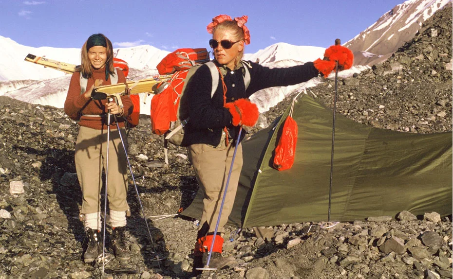 帕米尔高原的险峻地形