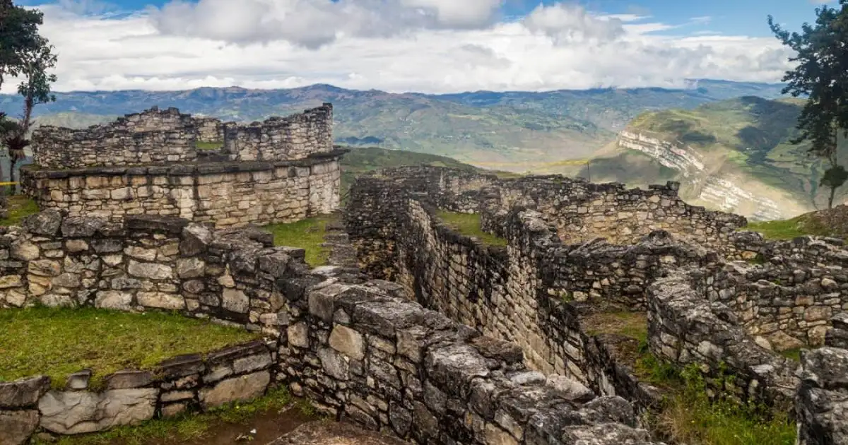 Kuelap堡垒的全景