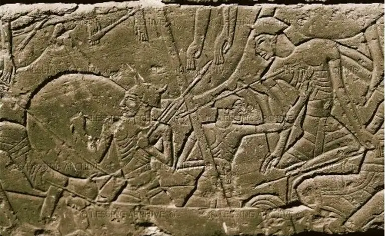 海上民族海战的浮雕