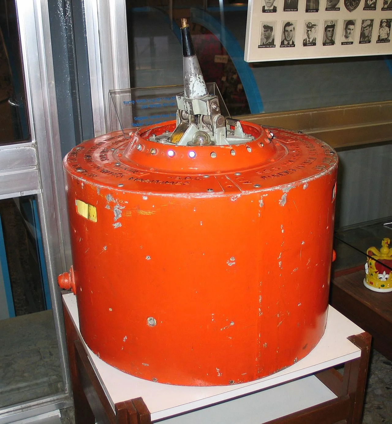 达卡尔号应急浮标