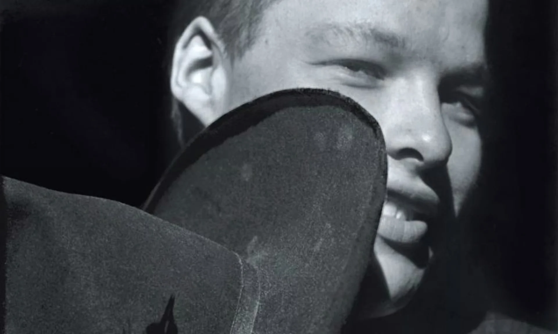 Everett Ruess肖像照片，由著名摄影师Dorothea Lange于1933年拍摄