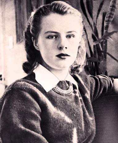 Paula Jean Welden的照片