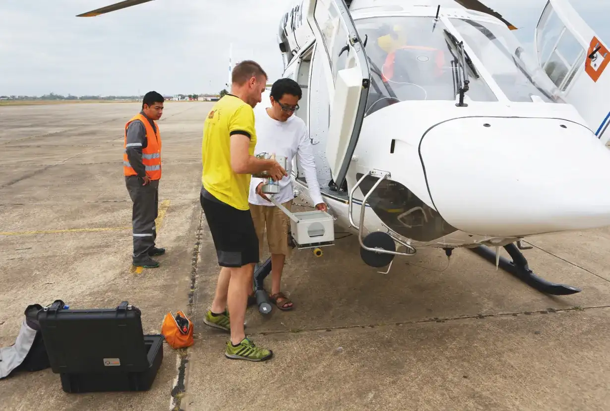 LiDAR survey in helicopter