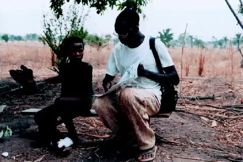 几内亚虫病患者接受健康教育