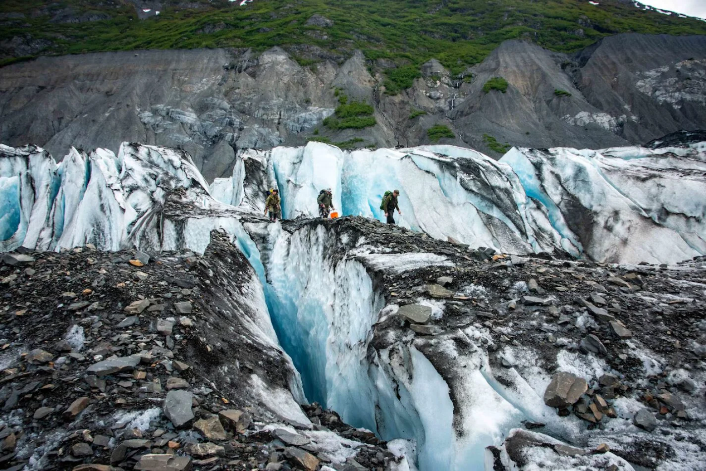 Colony冰川回收行动