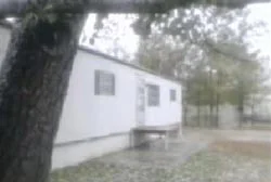 神秘电话的来源地——拖车