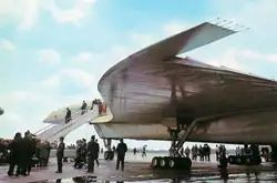 图-144在巴黎航展