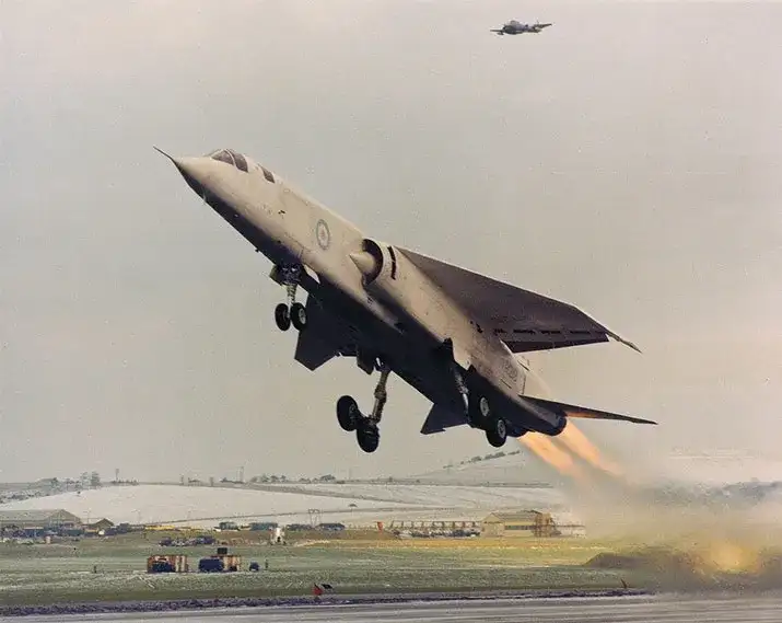 TSR-2的Olympus发动机喷口设计