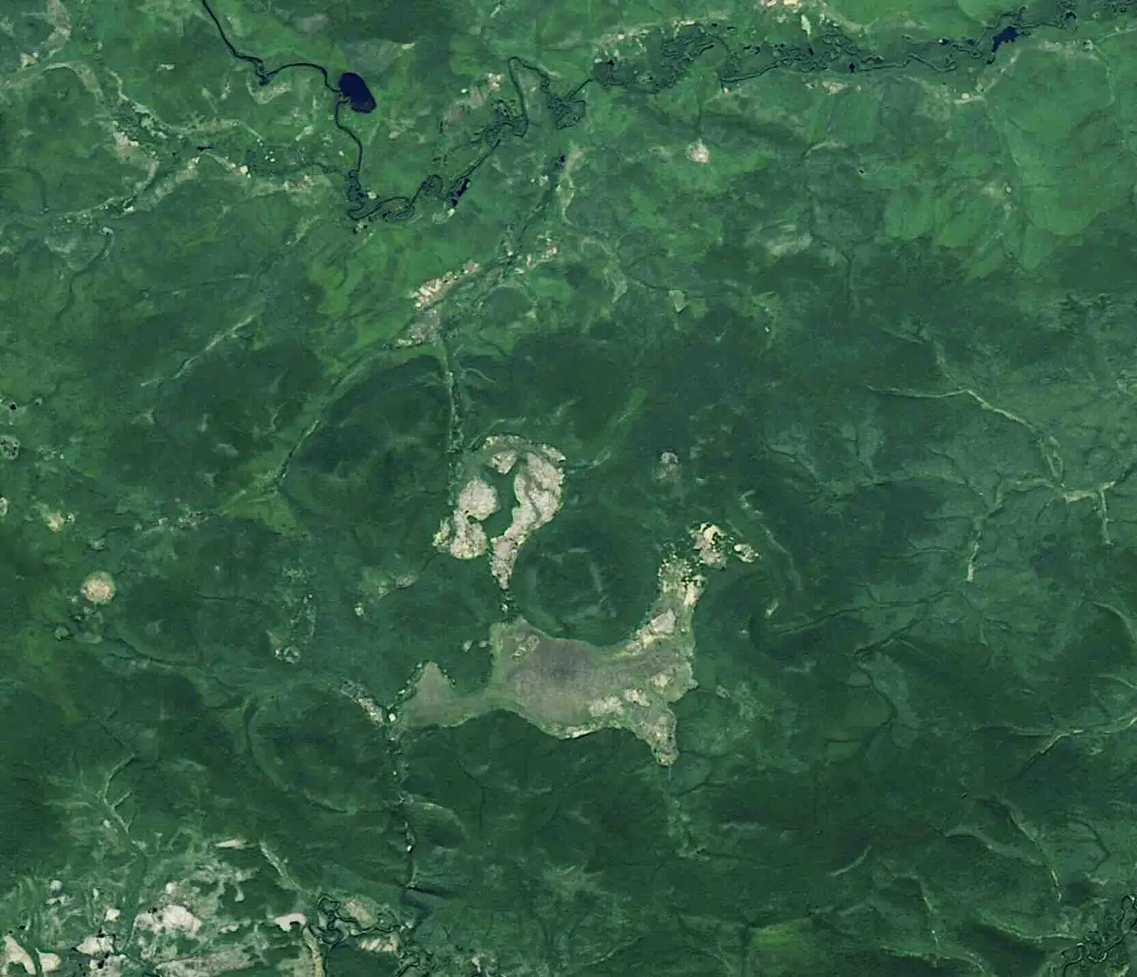 西伯利亚通古斯地区卫星图像