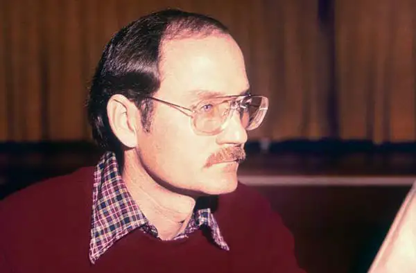 发现军团菌的CDC科学家约瑟夫·麦克戴德