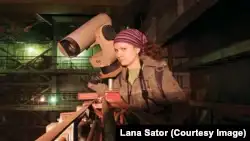 地效飞行器搁浅海滩