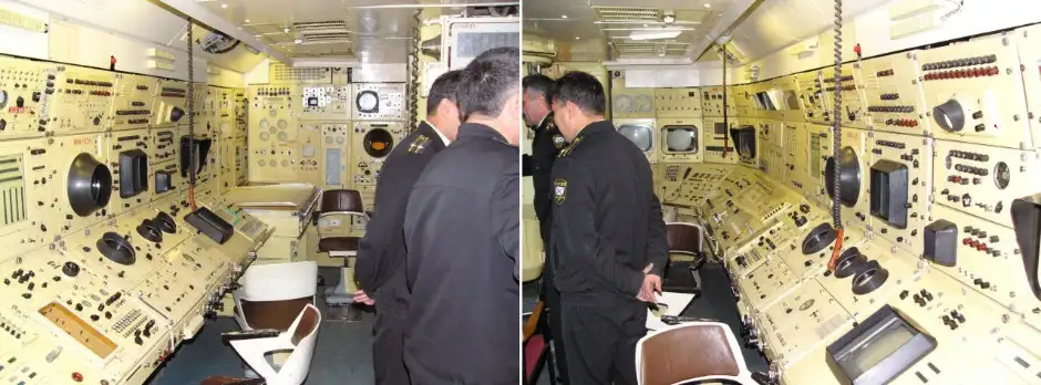 阿尔法级核潜艇指挥控制室
