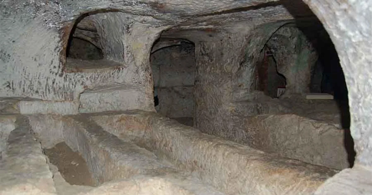 马耳他地下墓穴入口