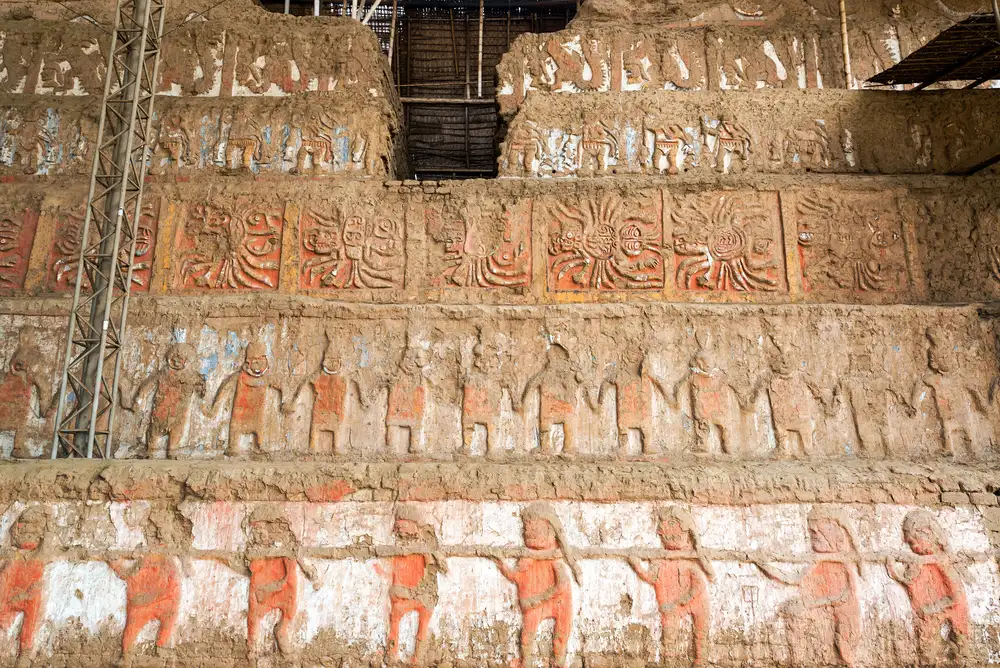 瓦卡德拉卢纳金字塔壁画细节