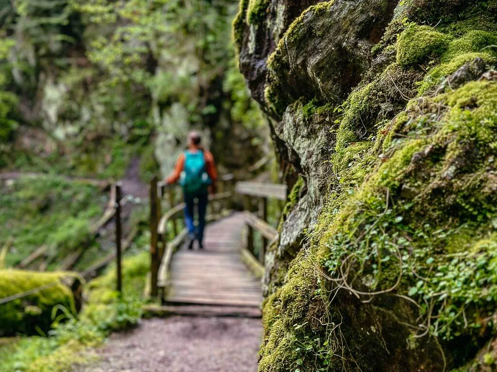 Lotenbach峡谷徒步路线